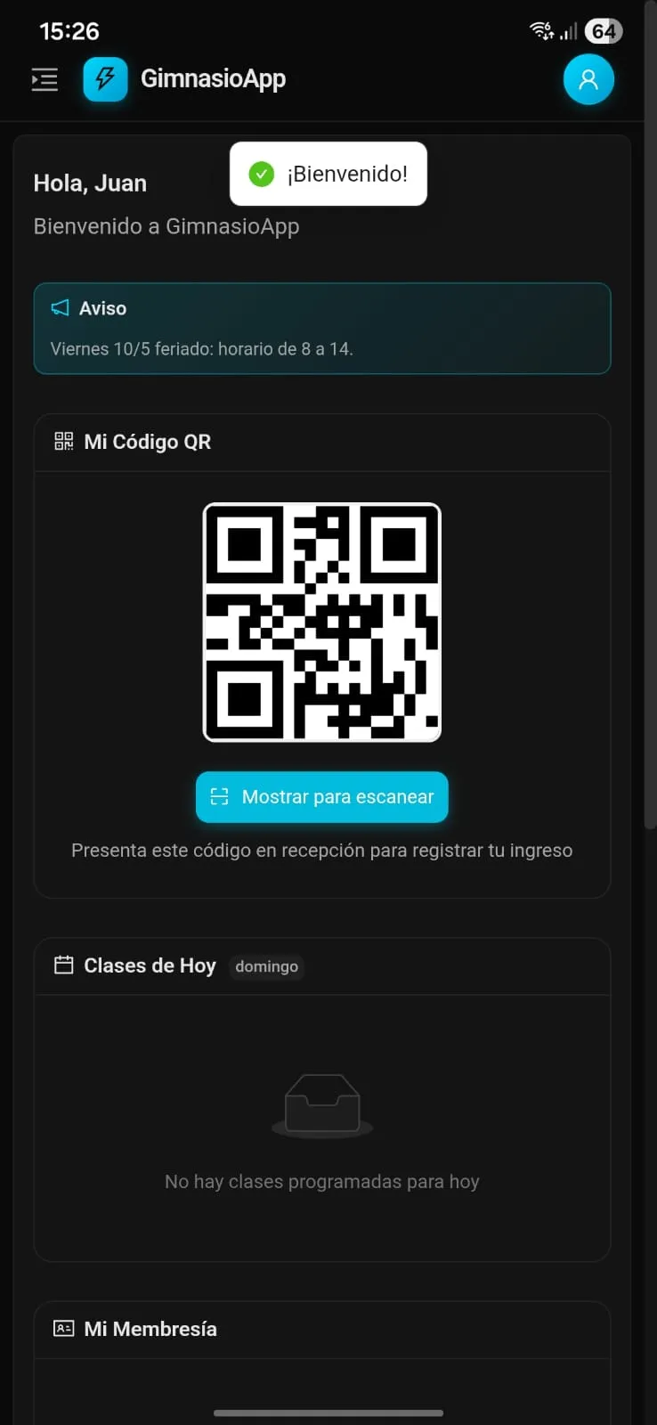 Control de acceso por QR — Cada socio escanea su código en recepción — registro de ingreso al instante.